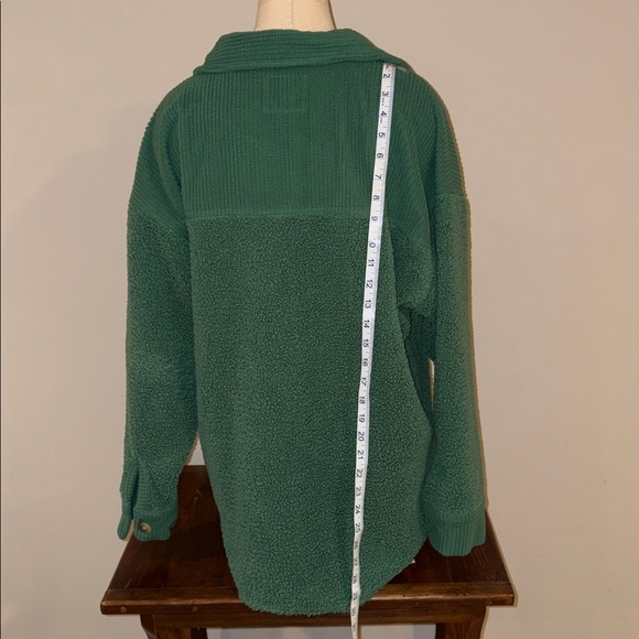 American Eagle Sherpa Shacket Size XS - Picture 4 of 10